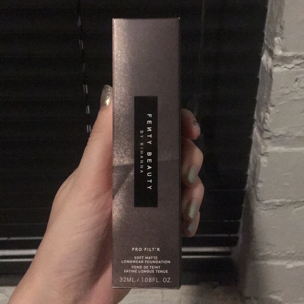 Fenty foundation #420